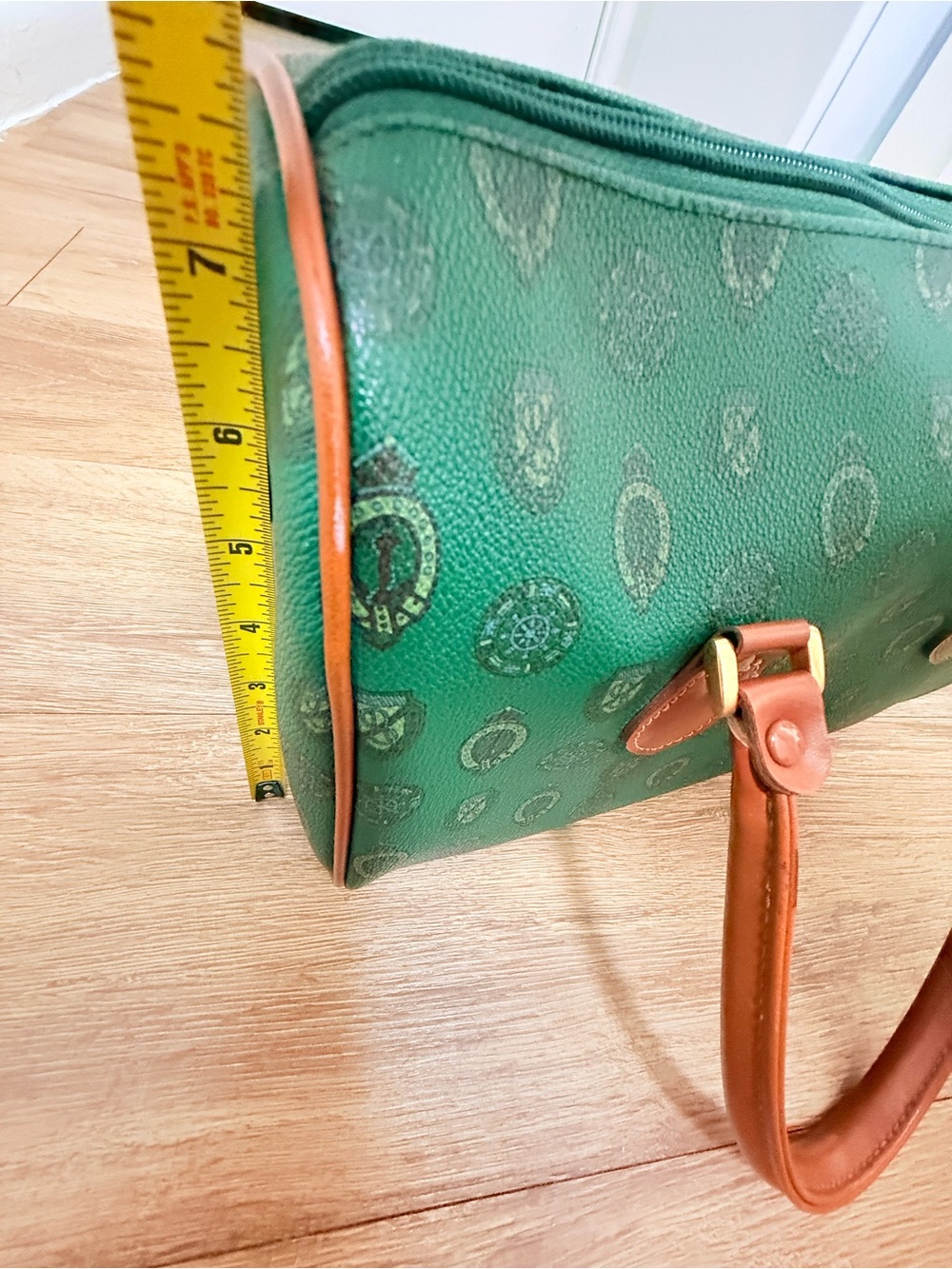 Vintage Capezio Green Patterned Satchel with Tan Trim - Picture 8 of 10